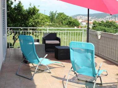 Modern Apartment in Seget Donji with View of the Sea