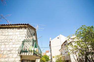 Guesthouse Ana Trogir Old Town
