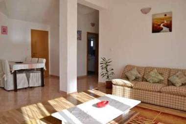 Trilj Apartman Jurika