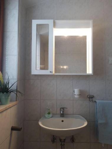 Apartments Damir - on the sea side