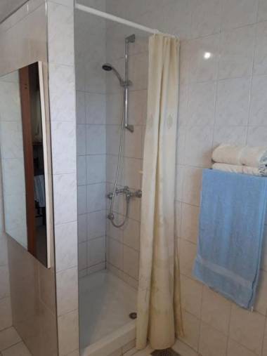 Apartments Damir - on the sea side