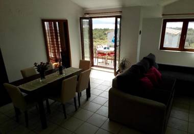 Apartments Damir - on the sea side