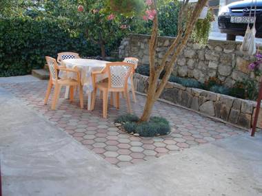 Apartments Petri - close to the sea