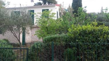 Holiday home Pavarotti