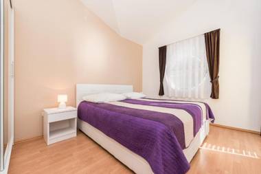 Apartments Danijela 1