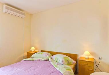 Apartments Igor - near center