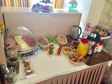 Authentic Luxury Rooms