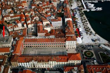 Marmontova Luxury Rooms