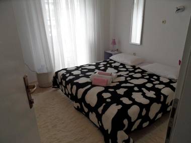 Rooms and Apartment Stambuk