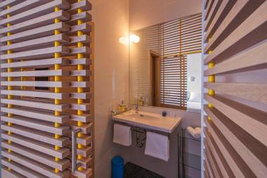 Bed &amp; Atmosphere Rooms