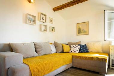 Apartment Vintage Art