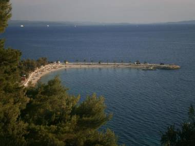 Gold Town Split Apartments