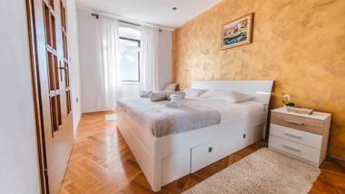 Apartment Sea View Obala Trumbića