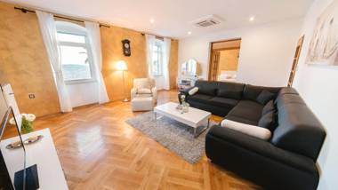 Apartment Sea View Obala Trumbića