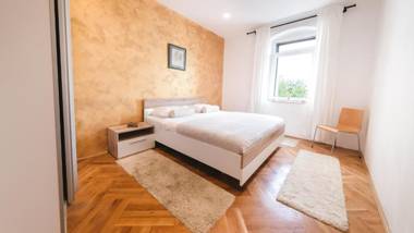 Apartment Sea View Obala Trumbića