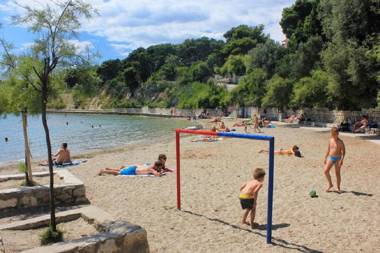 Apartments Edvard-garden terrace