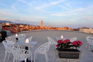 Plaza Marchi Old Town - MAG Quaint & Elegant Boutique Hotels