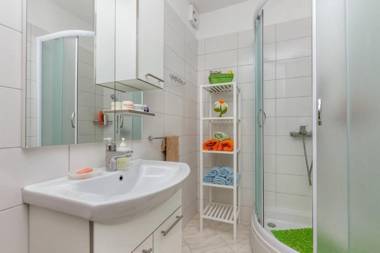 Apartment Deni - modern in center