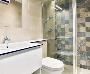 Apt 3 Flowers on Rokova St-5 min to Old Town Split