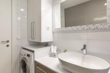 Lux City Centar| En Suite Bathroom| Balcony