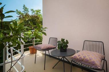 Five Elements Luxury Rooms