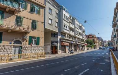 Apartment Dino - spacious near city centre