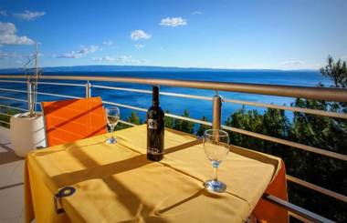 Comfy Beach Apartments with its own balcony