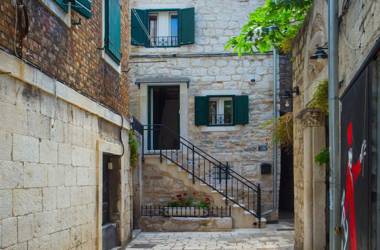 Old Center Stone House