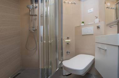 Old Center Stone House