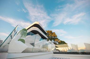 All suites hotel Posh