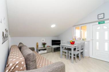 Apartments Donita