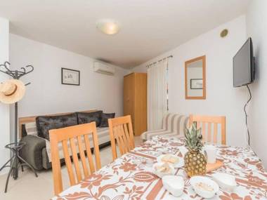 Apartment F-4 Klimno