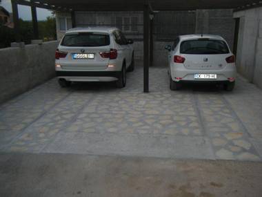 Apartments Dvije Palme