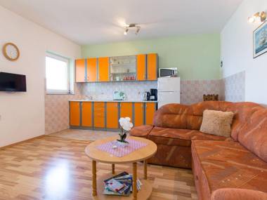 Superb Apartment in Senj Lika - Karlovac with Private Pool