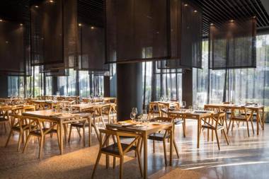 Lone Hotel by Maistra Collection