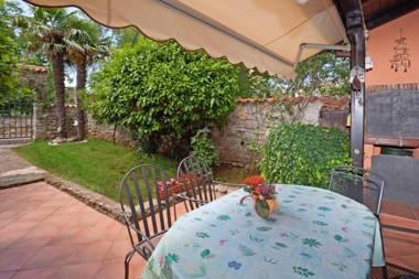 Vesna in Rovinjsko Selo (Haus für 2-4 Personen)