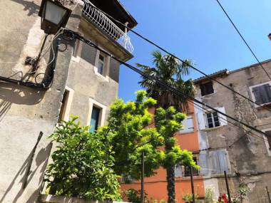 MONTE B. Exclusive Apartment