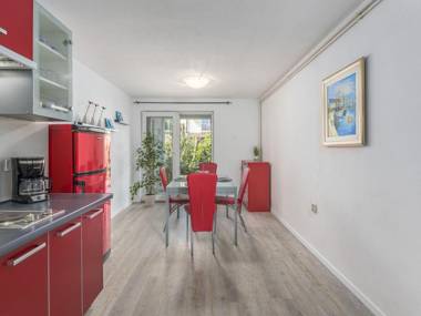 Modern apartment only a short walk from the centre of Rovinj