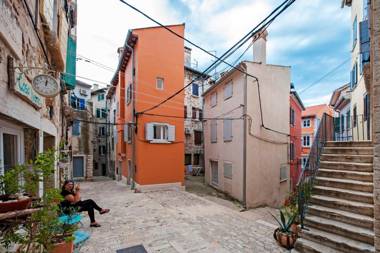 Apartment and Studio CA’ 3 VIE