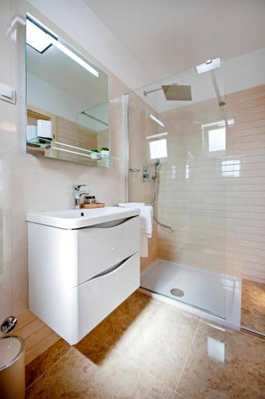 Apartment and Studio Tereza