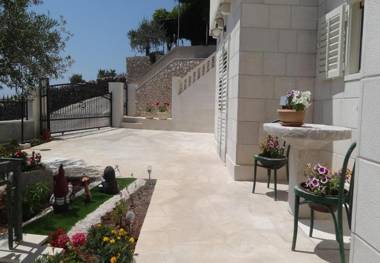 Apartments Branka - 30m from beach