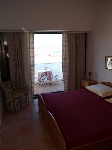 Apartment Željka-25m from beach