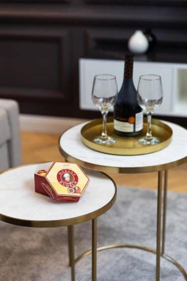 Luxury Number 1 Apartments