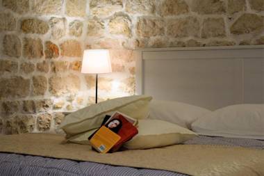 RESIDENCE Old Town Rab Accommodation