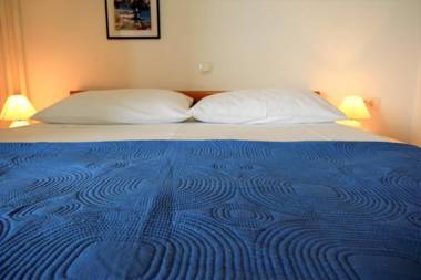 Sunnyy Beacch Apartments