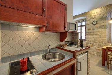 Mimoza Old Town Pula Apartments