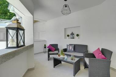 D&A Central Amphiteatre Apartments with free parking