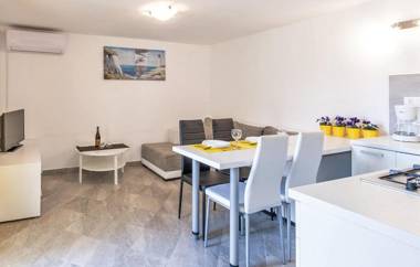 Apartment Padulj 1365