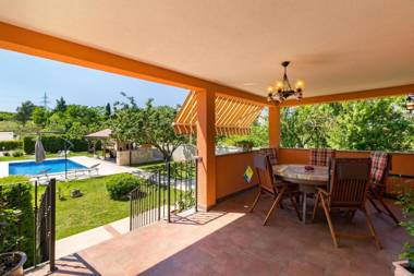 Holiday Home Dolinka