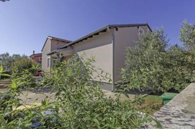 Ane in Pula - Istrien